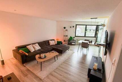 Wohnung Tirschenreuth - 3 Zimmer, 87 m&sup2;, 660&euro; | Angebot:24855736