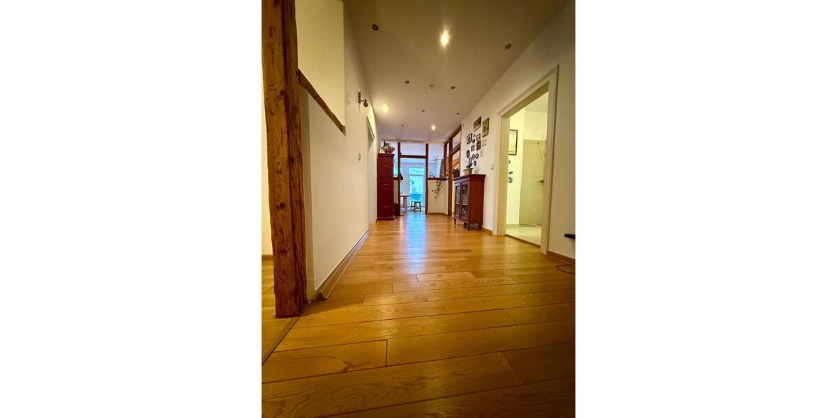 Maisonettenwohnung Hildesheim Oststadt/Stadtfeld - 5 Zimmer, 173 m&sup2;, 1.400&euro; | Angebot:26237639