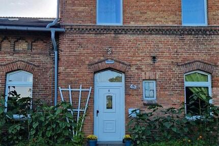 123456 Raum in Raden B104 für 10,5€ Warmmiete Denkmal 9999.9 zimmer