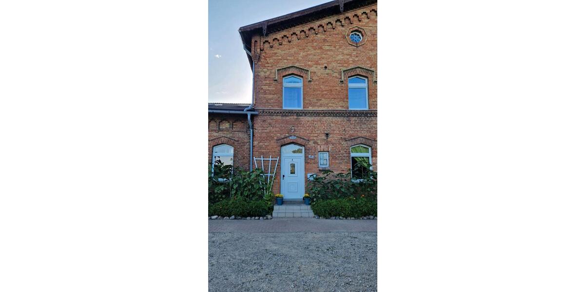 Etagenwohnung Lalendorf - 9999.9 Zimmer, 1.300 m&sup2;, 8&euro; | Angebot:20625179