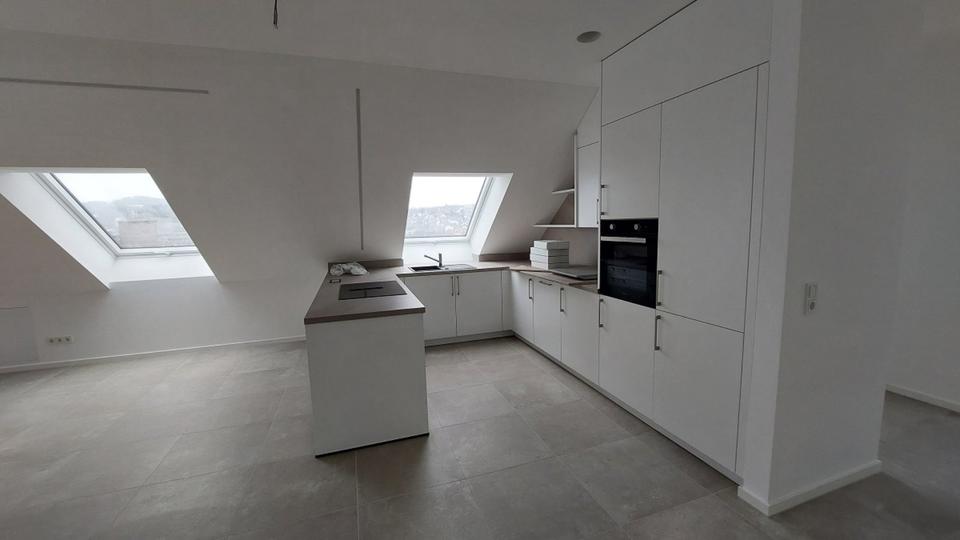 Dachgeschoßwohnung Schöllkrippen - 3 Zimmer, 104 m&sup2;, 1.270&euro; | Angebot:24827415