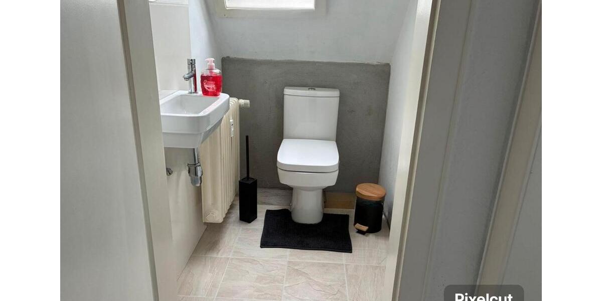 Dachgeschoßwohnung Plettenberg - 2 Zimmer, 51 m&sup2;, 300&euro; | Angebot:26580758