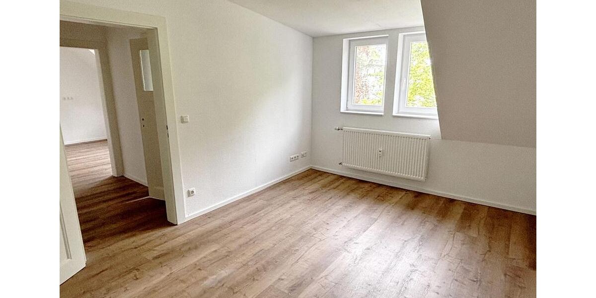 Dachgeschoßwohnung Darmstadt Darmstadt-Ost - 3 Zimmer, 70 m&sup2;, 1.200&euro; | Angebot:26669714