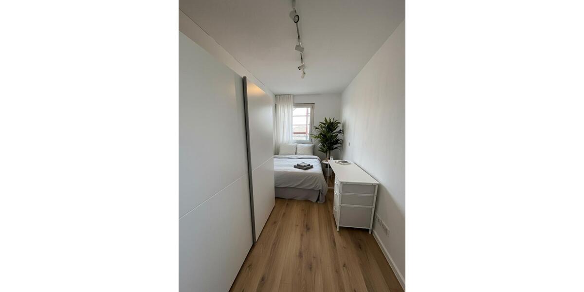 Etagenwohnung Köln Nippes - 2 Zimmer, 40 m&sup2;, 595&euro; | Angebot:26651770