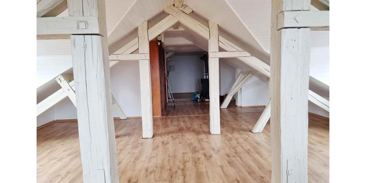 Dachgeschoßwohnung Bickenbach - 3 Zimmer, 90 m&sup2;, 750&euro; | Angebot:24865736