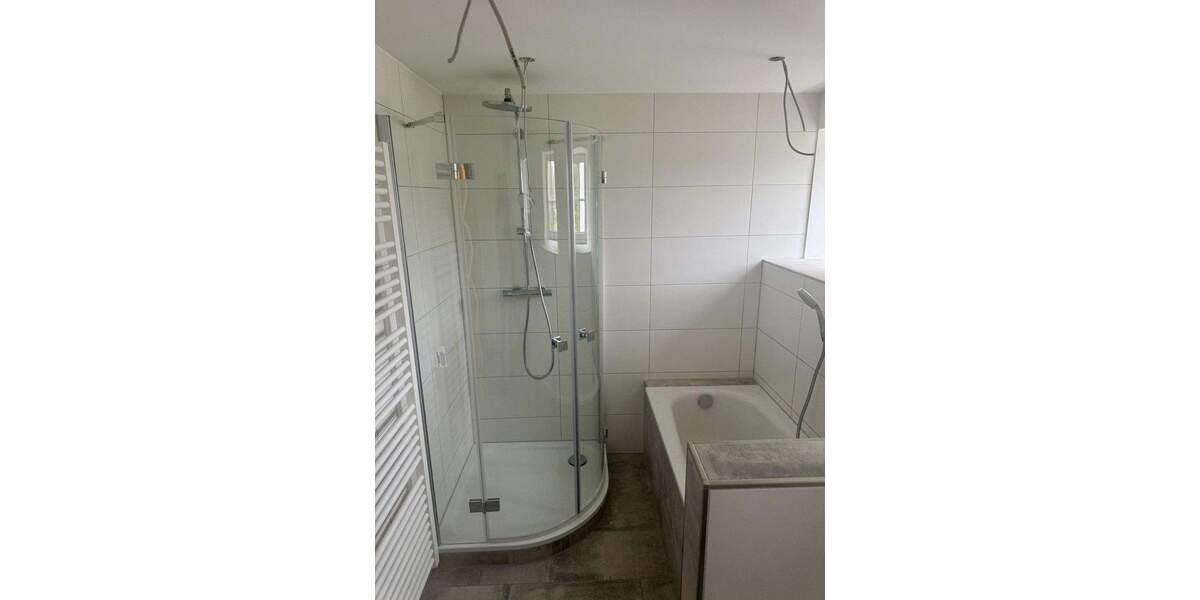 Familienfreundliches EinfamilienhausBauernhaus in Landensberg 8 zimmer