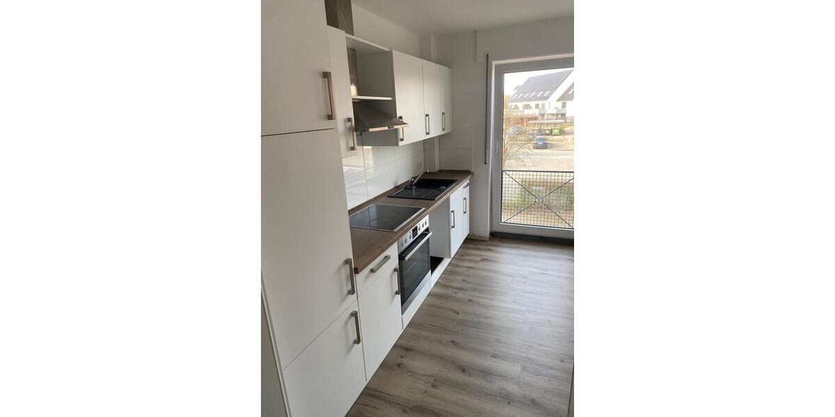 Etagenwohnung Pampow - 3 Zimmer, 76 m&sup2;, 800&euro; | Angebot:24828206