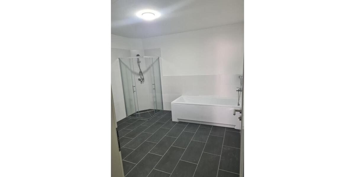 Erdgeschoßwohnung Weißbach - 4 Zimmer, 1.350&euro; | Angebot:22417932