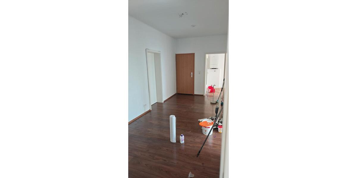 Etagenwohnung Wilhelmshaven - 4 Zimmer, 123 m&sup2;, 820&euro; | Angebot:26195416