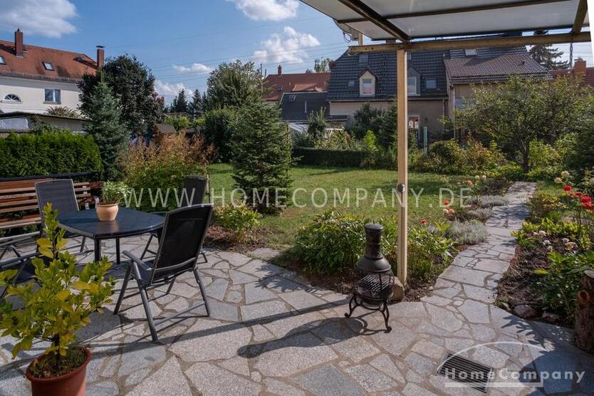 MöbliertFurnished Reihenhaushaus mit Grundstück in Dresden-Niedersedlitz max. 3 Personen