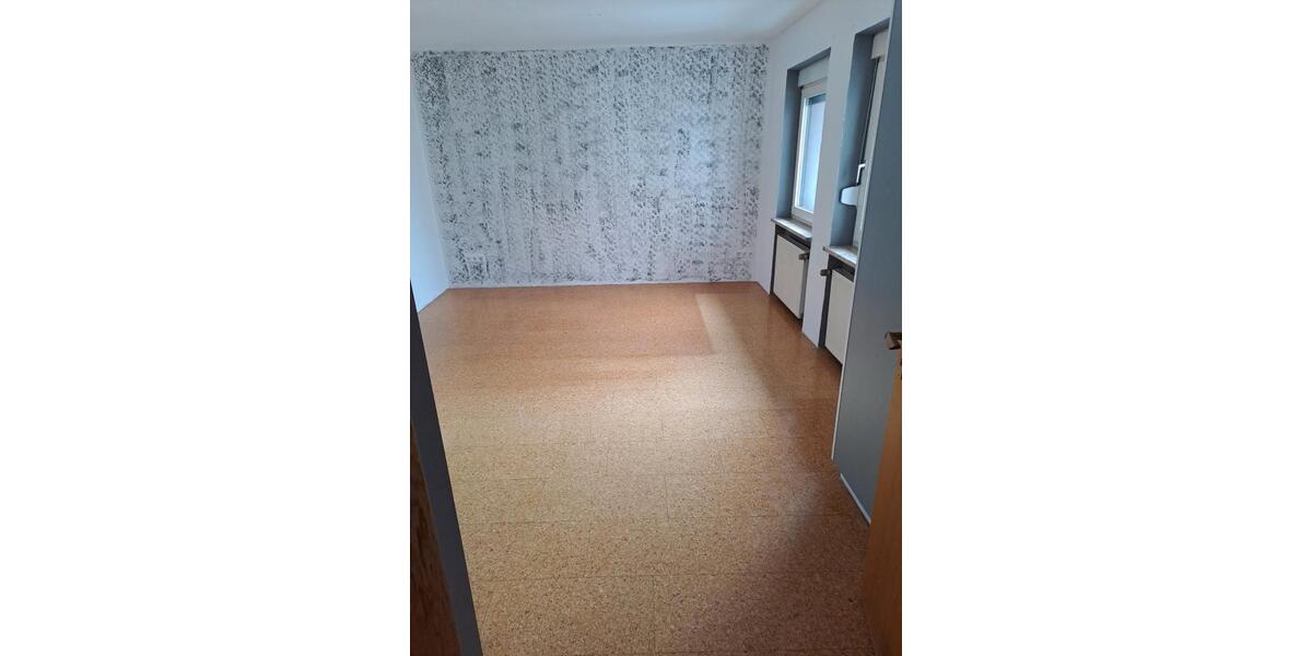 Etagenwohnung Geroldsgrün - 5 Zimmer, 135 m&sup2;, 740&euro; | Angebot:26102587