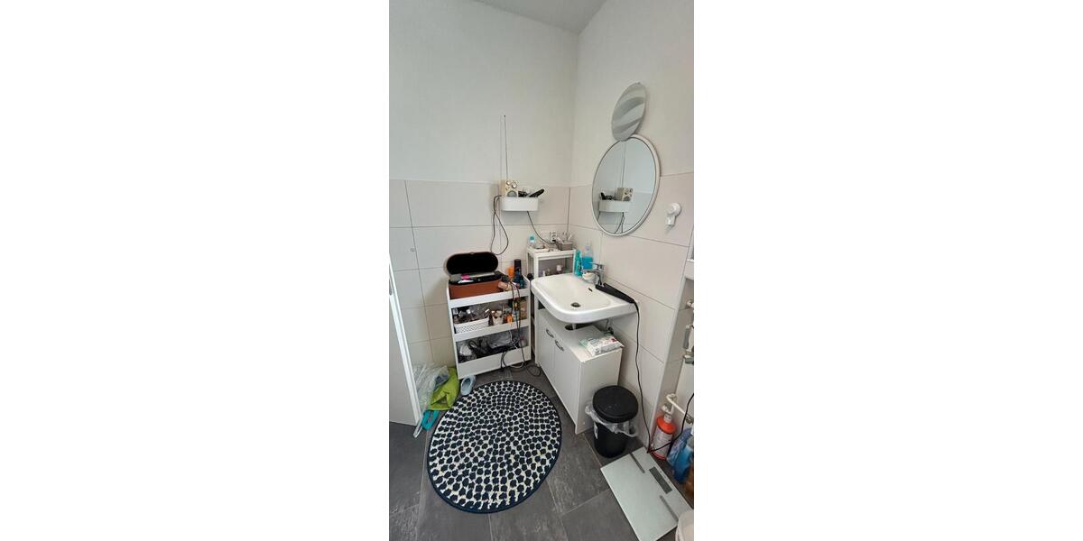 Etagenwohnung Wetzlar - 4 Zimmer, 100 m&sup2;, 1.000&euro; | Angebot:26623475