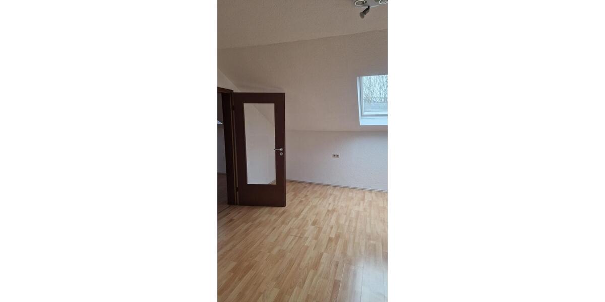 Dachgeschoßwohnung Aalen Ebnat - 3 Zimmer, 58 m&sup2;, 920&euro; | Angebot:24727483