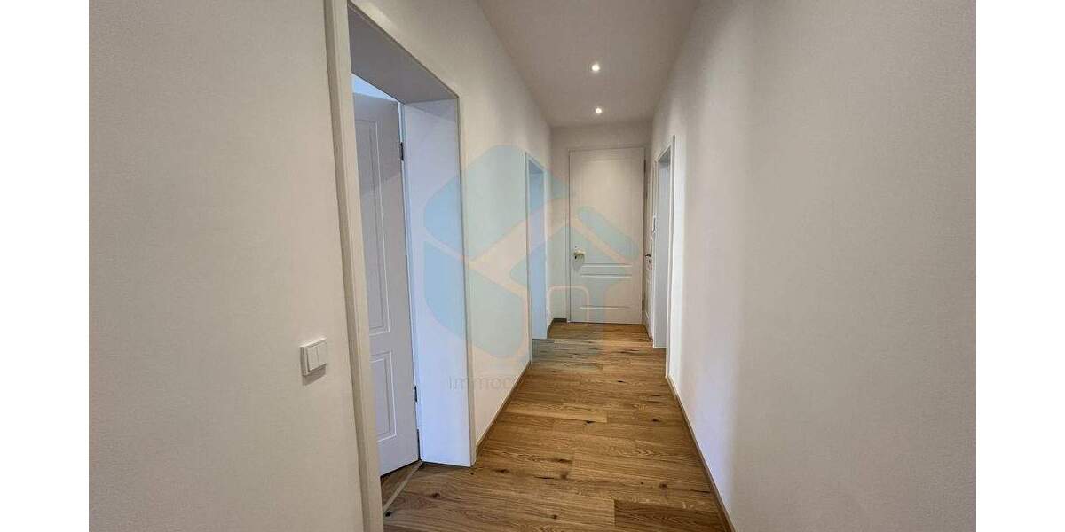 Etagenwohnung Frankfurt Sachsenhausen - 5 Zimmer, 160 m&sup2;, 3.000&euro; | Angebot:25734441