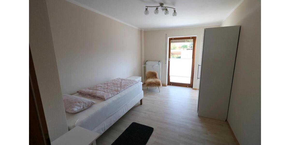 Erdgeschoßwohnung Affing - 4 Zimmer, 125 m&sup2;, 1.800&euro; | Angebot:23828938
