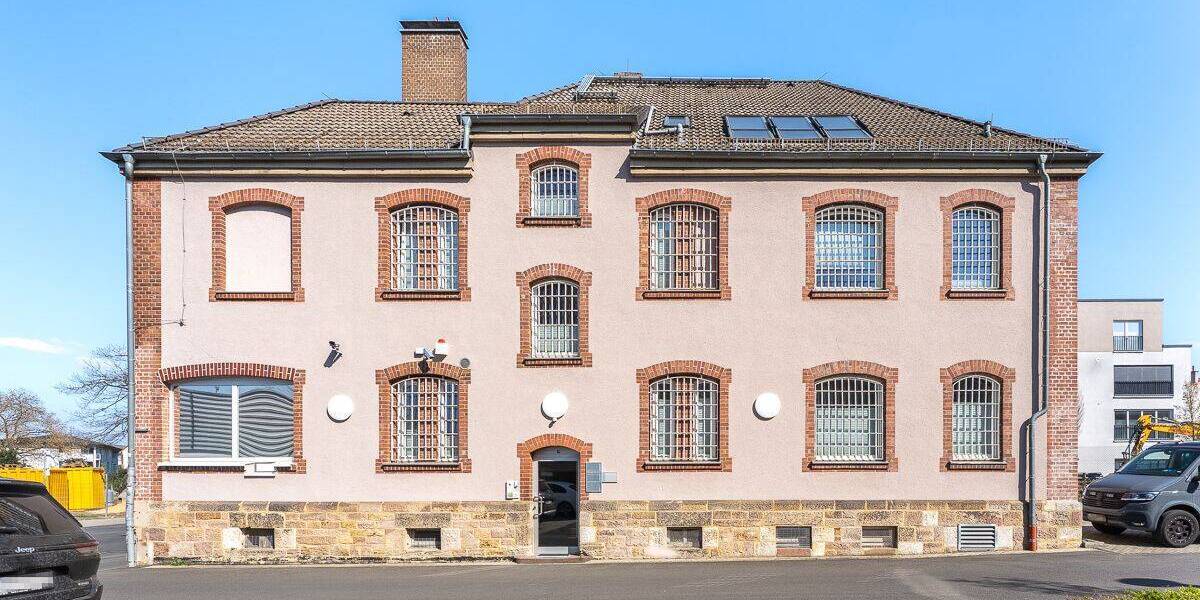 Gewerbeobjekt Kassel Unterneustadt - 4 Zimmer, 92 m&sup2;, 2.380&euro; | Angebot:26345347