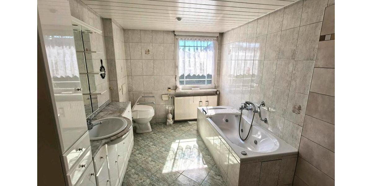 Bungalow Niemegk - 4 Zimmer, 120 m&sup2;, 1.000&euro; | Angebot:26428848