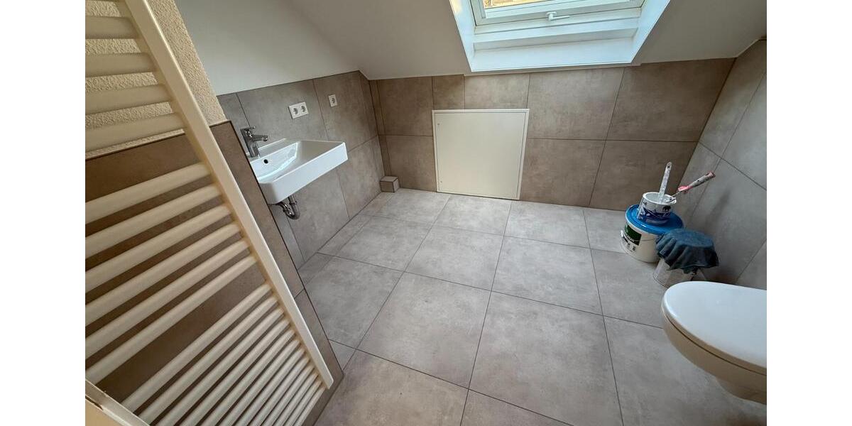 Dachgeschoßwohnung Laudenbach - 3 Zimmer, 77 m&sup2;, 1.450&euro; | Angebot:25805710