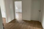 Dachgeschoßwohnung Pirmasens - 6 Zimmer, 138 m&sup2;, 1.200&euro; | Angebot:25395415