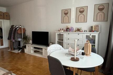 Wohnung Hannover Herrenhausen-Stöcken - 1 Zimmer, 40 m&sup2;, 710&euro; | Angebot:26463799