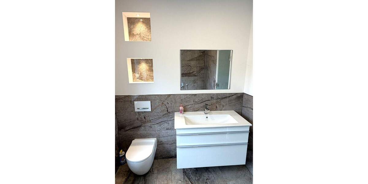 Etagenwohnung Worms Innenstadt - 4 Zimmer, 135 m&sup2;, 1.490&euro; | Angebot:25684740