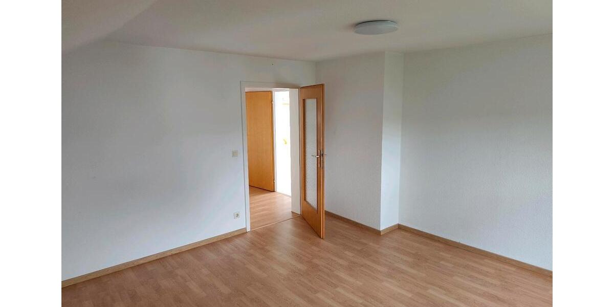 Dachgeschoßwohnung Haigerloch - 3 Zimmer, 70 m&sup2;, 700&euro; | Angebot:26534628