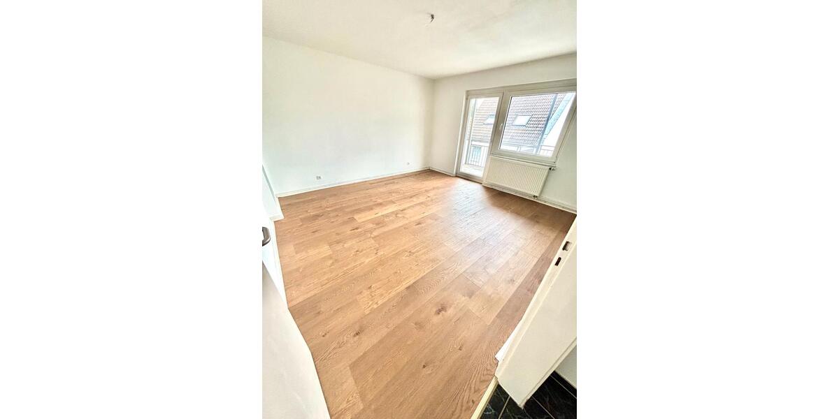 Terrassenwohnung Krefeld Cracau - 2 Zimmer, 67 m&sup2;, 950&euro; | Angebot:26613523