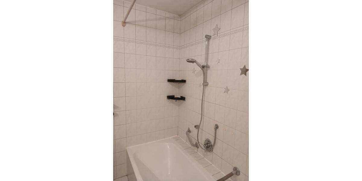 Etagenwohnung Donaustauf - 3 Zimmer, 94 m&sup2;, 799&euro; | Angebot:25271531