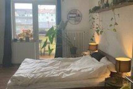 Im Herzen von Düsseldorf! 3 Zi.-Wohnung mit Balkon und EBK