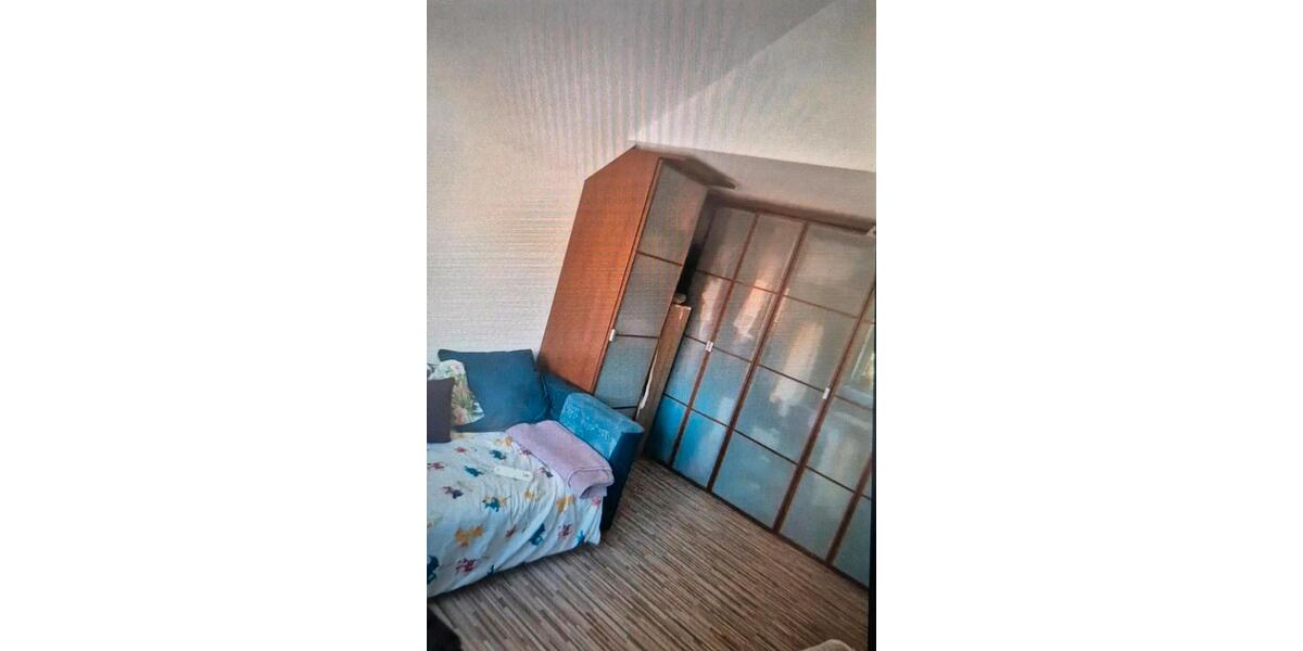 Dachgeschoßwohnung Leimen - 3 Zimmer, 86 m&sup2;, 700&euro; | Angebot:25960841