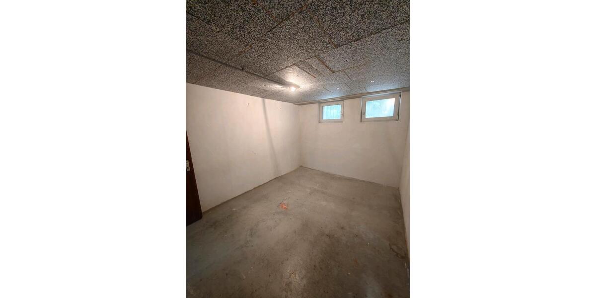 Etagenwohnung Ludwigsburg - 1 Zimmer, 11 m&sup2;, 50&euro; | Angebot:26630897