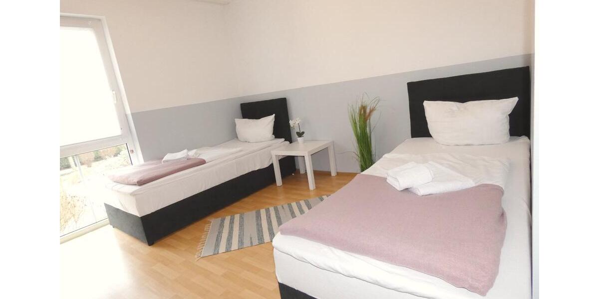 Wohnen auf Zeit Weiden in der Oberpfalz - 2 Zimmer, 64 m&sup2;, 50&euro; | Angebot:9948567