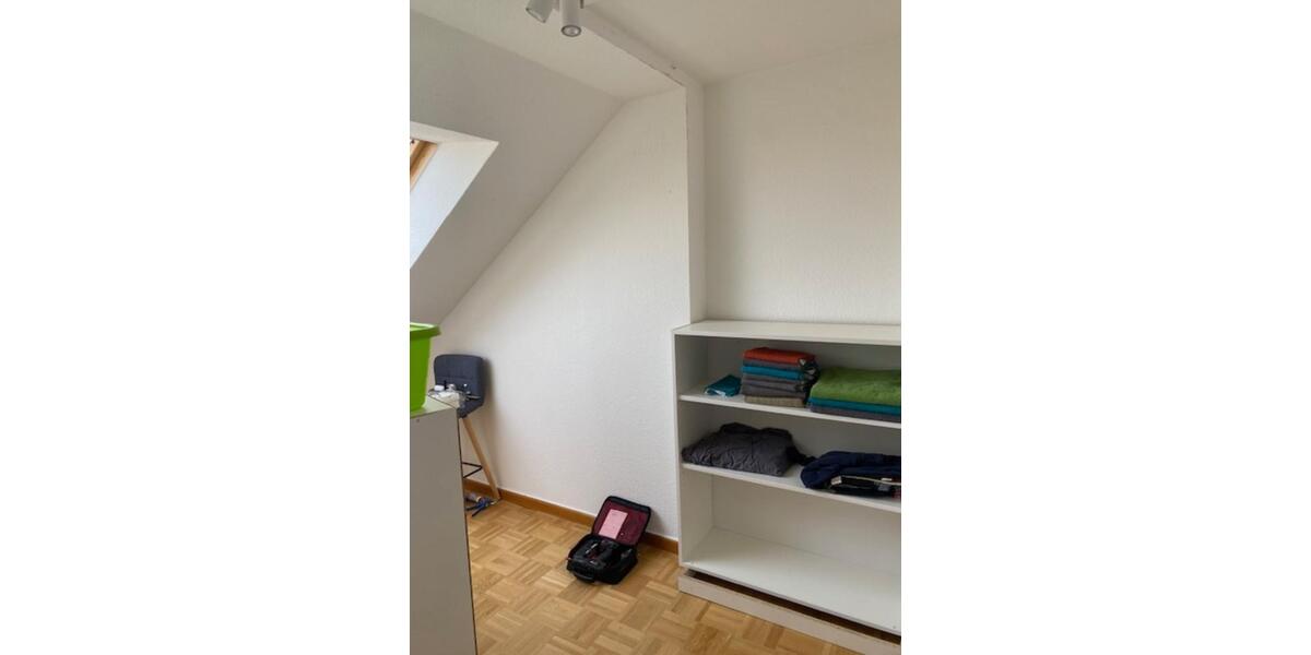 Dachgeschoßwohnung Meiningen - 2.5 Zimmer, 62 m&sup2;, 420&euro; | Angebot:24783936