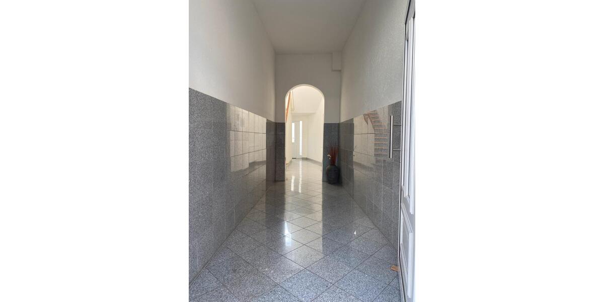 Etagenwohnung Mönchengladbach West - 3 Zimmer, 79 m&sup2;, 850&euro; | Angebot:26605432