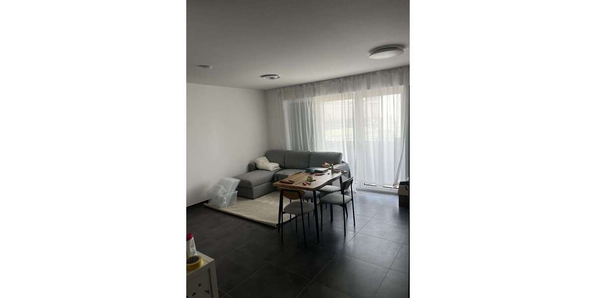 Etagenwohnung Butzbach - 3 Zimmer, 68 m&sup2;, 985&euro; | Angebot:26463042