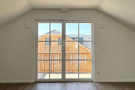 Wohnung Taufkirchen - 3 Zimmer, 94 m&sup2;, 2.265&euro; | Angebot:27197294