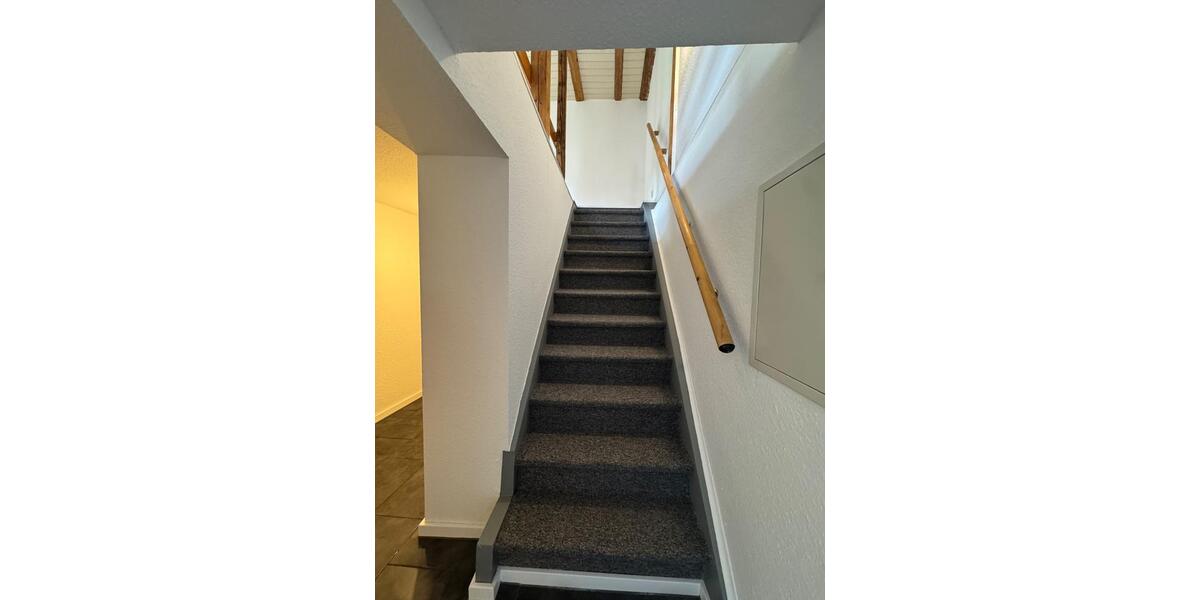 Etagenwohnung Burbach - 4 Zimmer, 106 m&sup2;, 950&euro; | Angebot:26610002