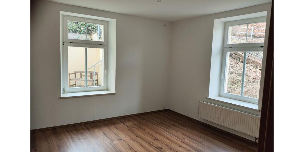 Erdgeschoßwohnung Löbau - 2 Zimmer, 64 m&sup2;, 390&euro; | Angebot:25613129
