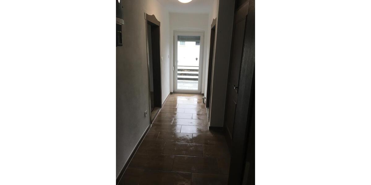 Einfamilienhaus Simbach - 5 Zimmer, 150 m&sup2;, 1.050&euro; | Angebot:25916397