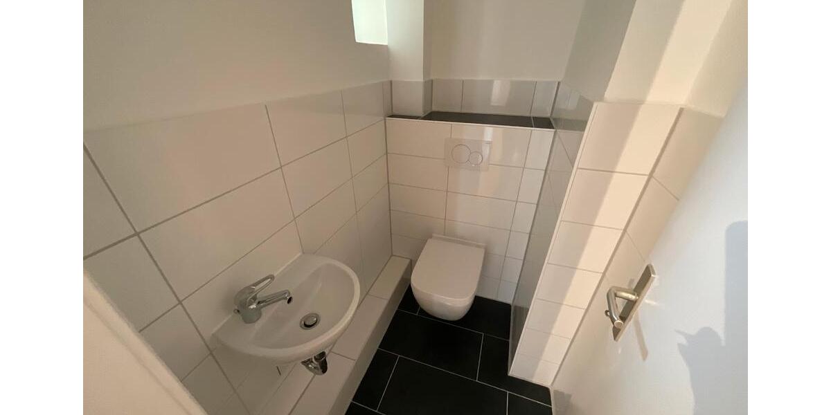 Etagenwohnung Lübeck Sankt Jürgen - 2.5 Zimmer, 59 m&sup2;, 599&euro; | Angebot:26680777