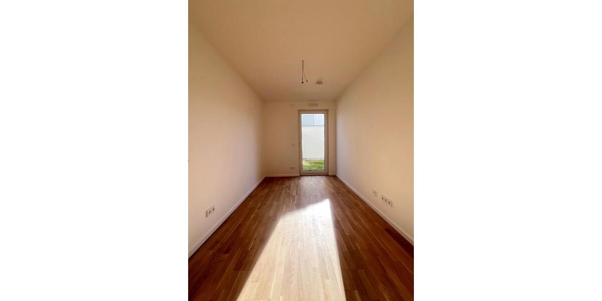 Erdgeschoßwohnung Mühlheim am Main - 4 Zimmer, 102 m&sup2;, 1.750&euro; | Angebot:24941273