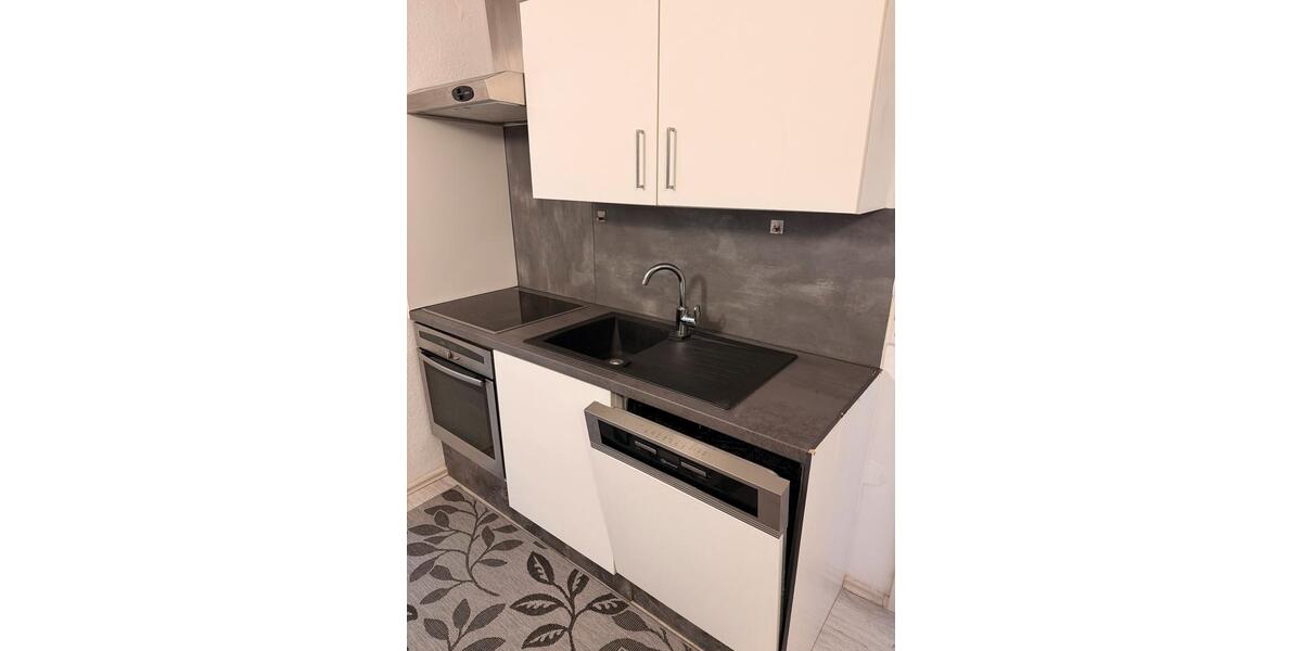 Erdgeschoßwohnung Singen (Hohentwiel) - 2 Zimmer, 50 m&sup2;, 900&euro; | Angebot:26636276