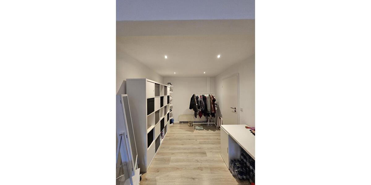Wohnen auf Zeit Siegen Dillnhütten - 1 Zimmer, 19 m&sup2;, 270&euro; | Angebot:26555341