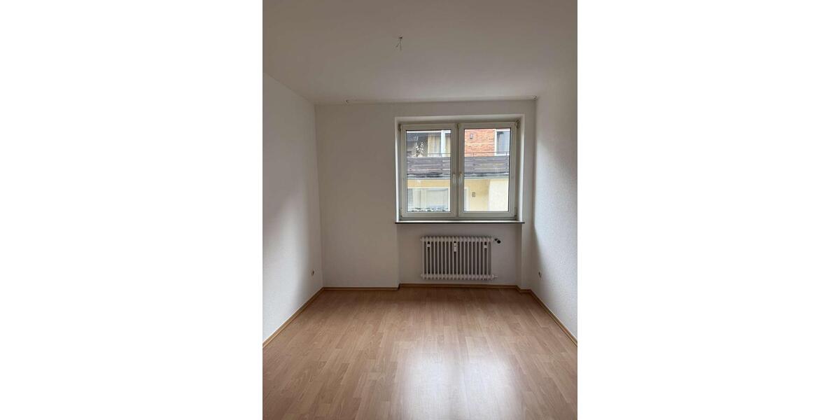 Etagenwohnung Saarbrücken St. Arnual - 3 Zimmer, 70 m&sup2;, 750&euro; | Angebot:25415947
