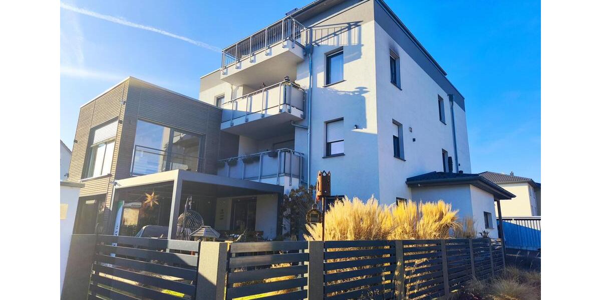 Etagenwohnung Stendal - 4 Zimmer, 121 m&sup2;, 1.150&euro; | Angebot:25540641