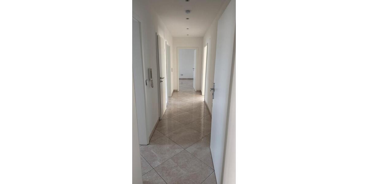 Etagenwohnung Pohlheim - 3 Zimmer, 85 m&sup2;, 1.000&euro; | Angebot:26552778