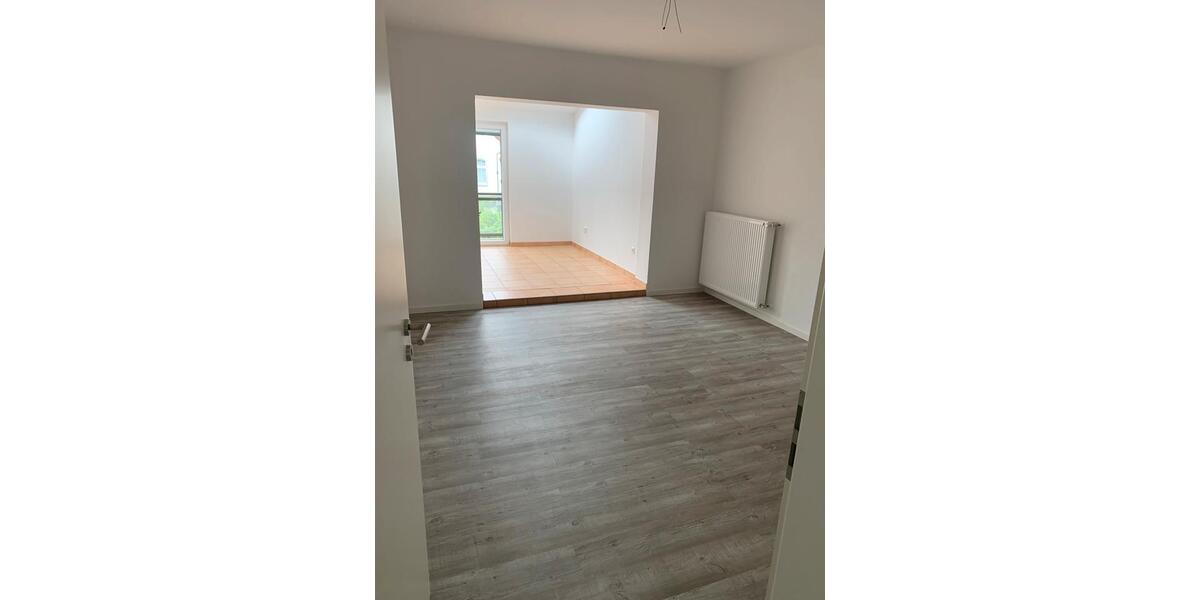 Etagenwohnung Löhne - 3 Zimmer, 85 m&sup2;, 765&euro; | Angebot:25171796