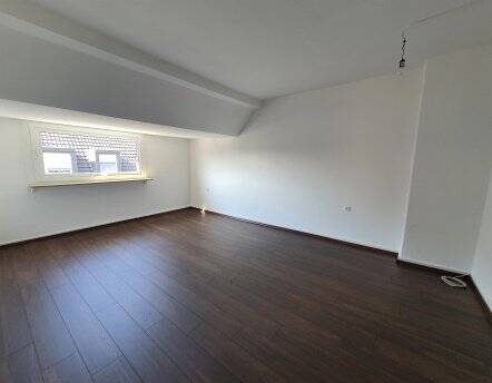 Etagenwohnung Kleve - 4 Zimmer, 100 m&sup2;, 750&euro; | Angebot:24609905