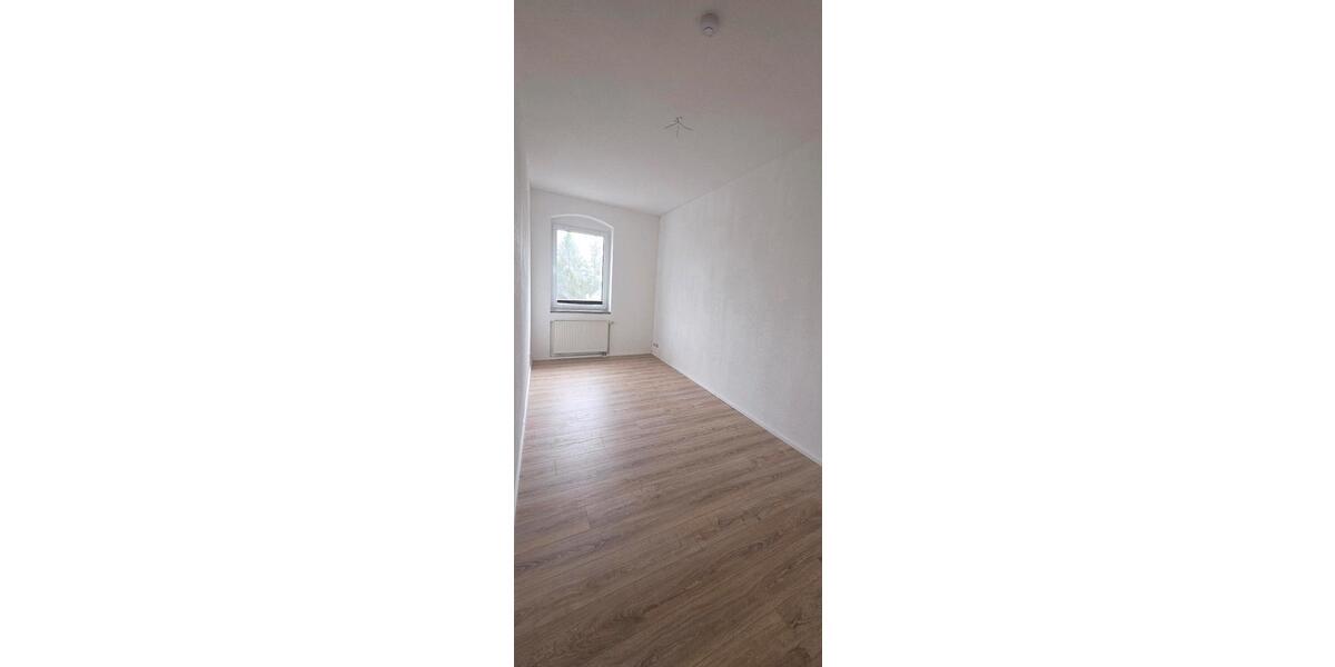 Etagenwohnung Beeskow - 3 Zimmer, 73 m&sup2;, 900&euro; | Angebot:26506777