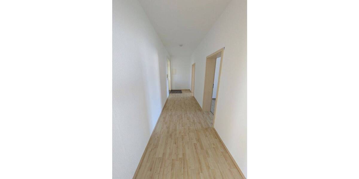 Etagenwohnung Zwickau Pölbitz - 3 Zimmer, 93 m&sup2;, 560&euro; | Angebot:26758903